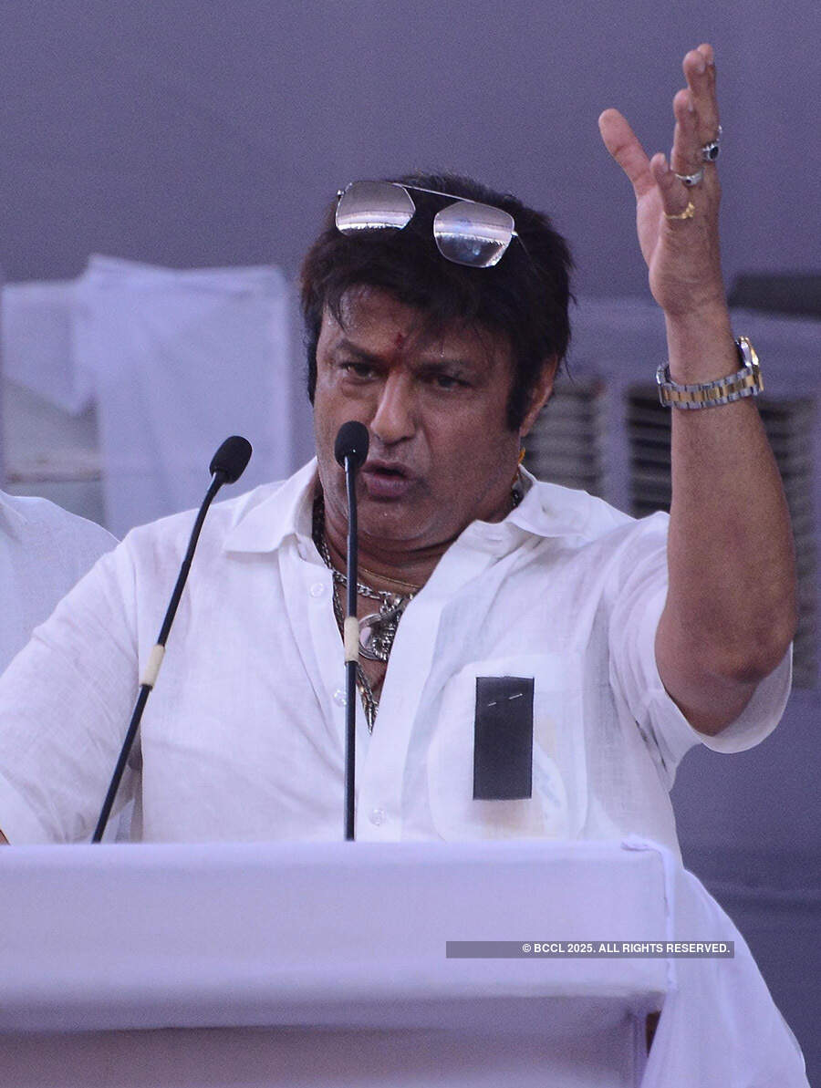 Photo: Chandrababu Naidu observes day-long fast