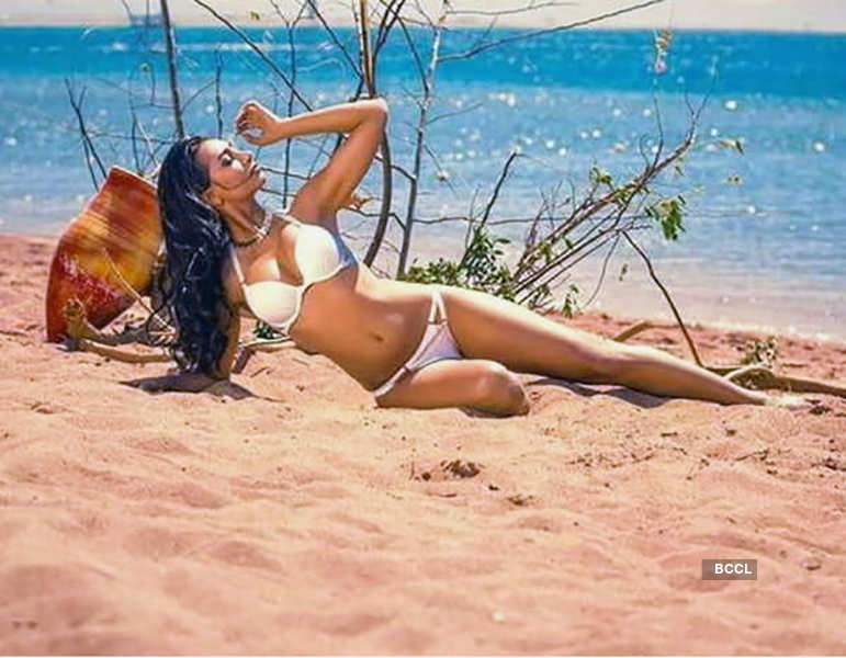 Bikini pictures of this Pakistani beauty queen take the internet by storm Pics | Bikini pictures of this Pakistani beauty queen take the internet by storm Photos | Bikini pictures of this