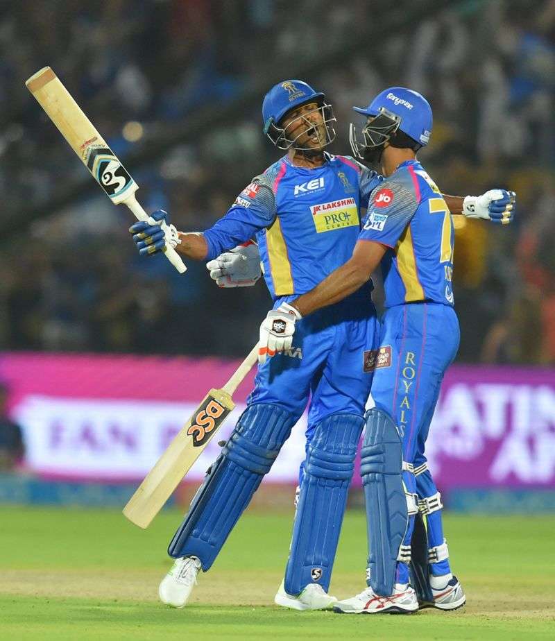 Archer, Gowtham down Mumbai Indians