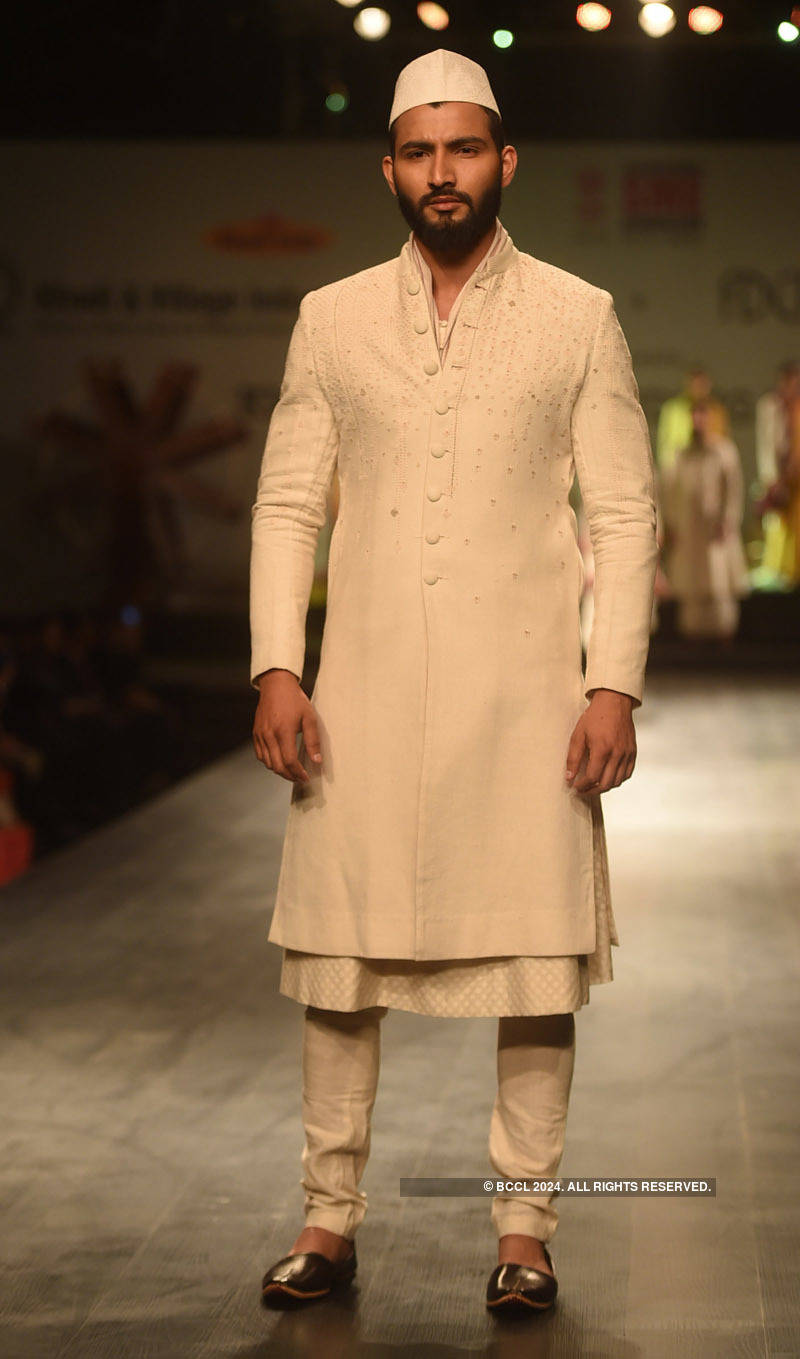 Khadi -Transcending Boundaries Fashion Show