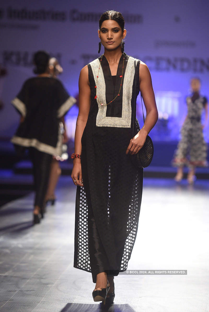 Khadi -Transcending Boundaries Fashion Show