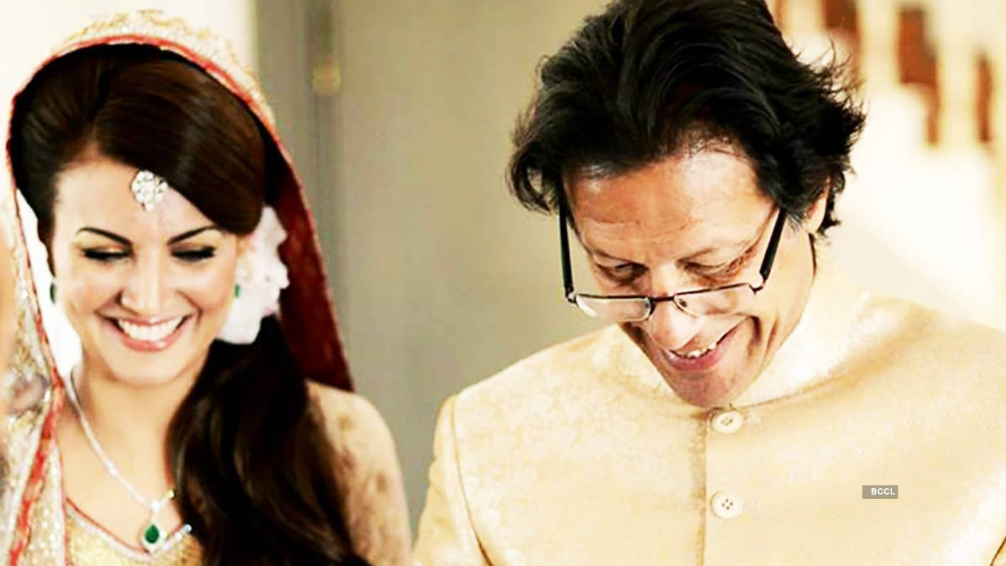 This is the reason why Imran Khan's third wife Bushra Maneka left him