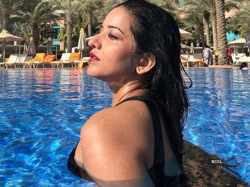 Former ‘Bigg Boss’ contestant Monalisa gets trolled for her revealing picture