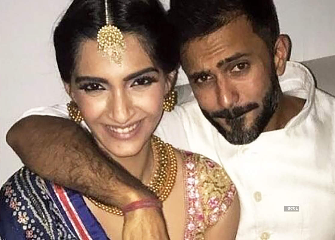 Sonam Kapoor’s mansion lights up, countdown begins for her grand wedding, see pictures