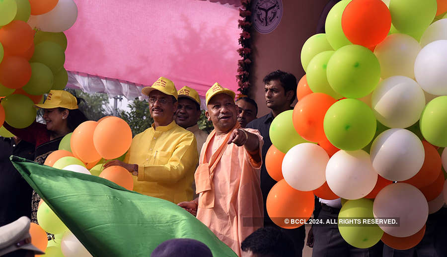 Yogi Adityanath flags off ‘Run for Safety’ rally