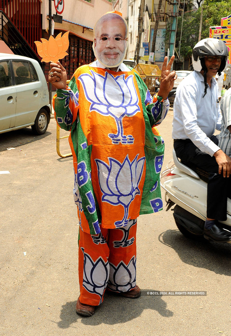 PM Modi kick-starts BJP's mega campaign in Karnataka