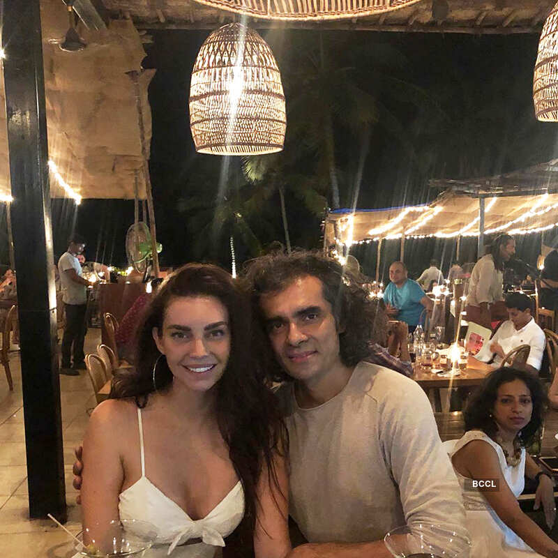 Director Imtiaz Ali is rumoured to be dating this glamorous celebrity chef, Sarah Todd, checkout her pictures…