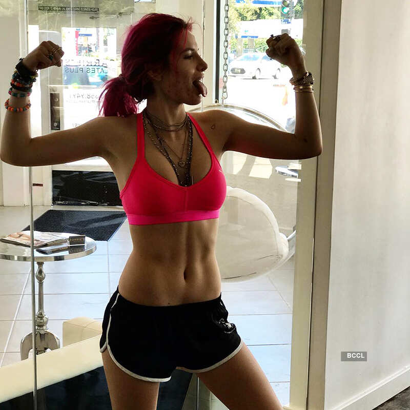 Bella thorne tik tok