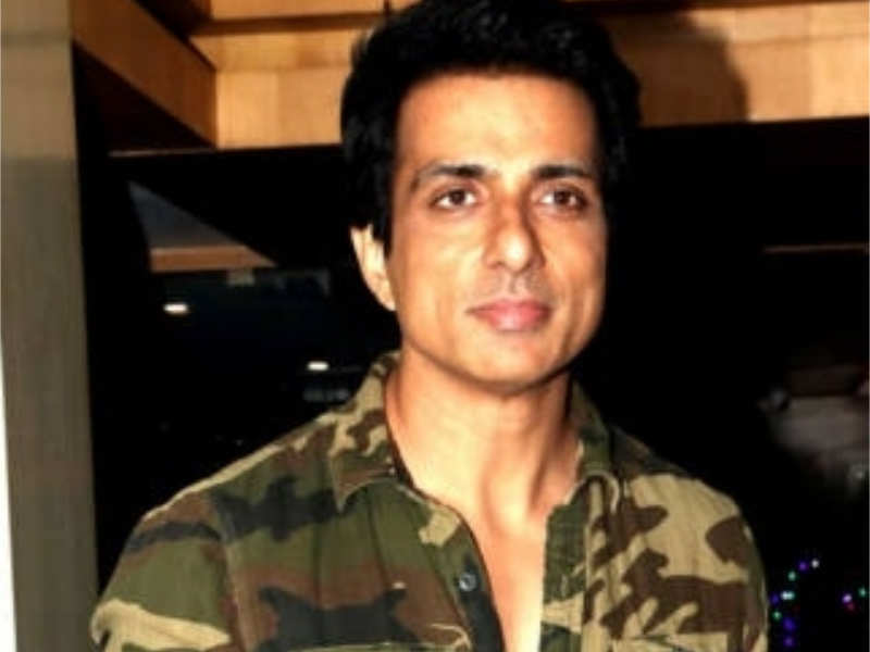 This is Sonu Sood's heartfelt request for his 'Paltan' director JP Dutta