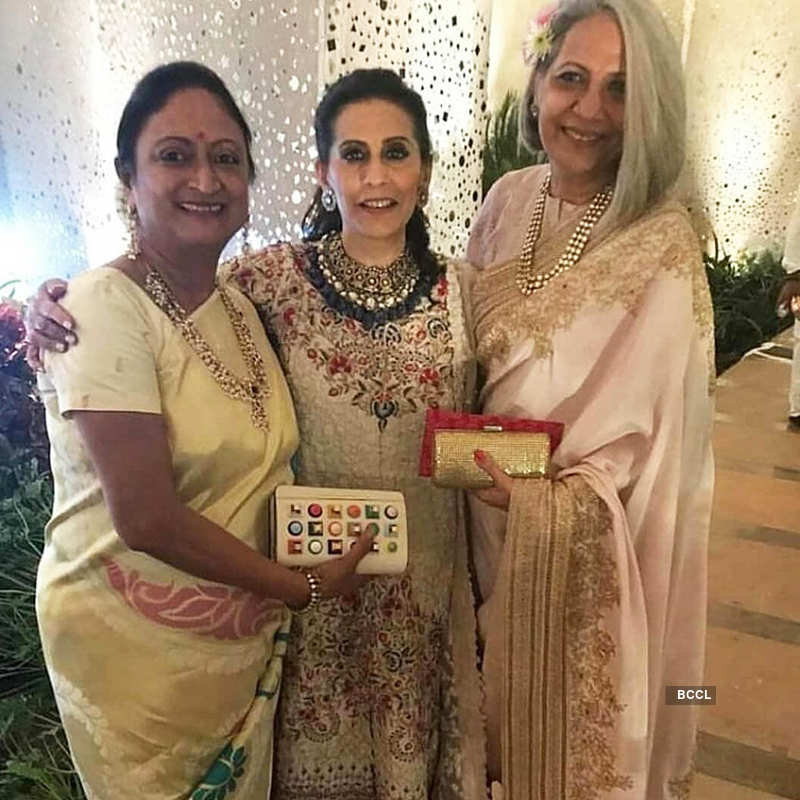 Inside pictures of Sonam Kapoor & Anand Ahuja's glittery sangeet ceremony