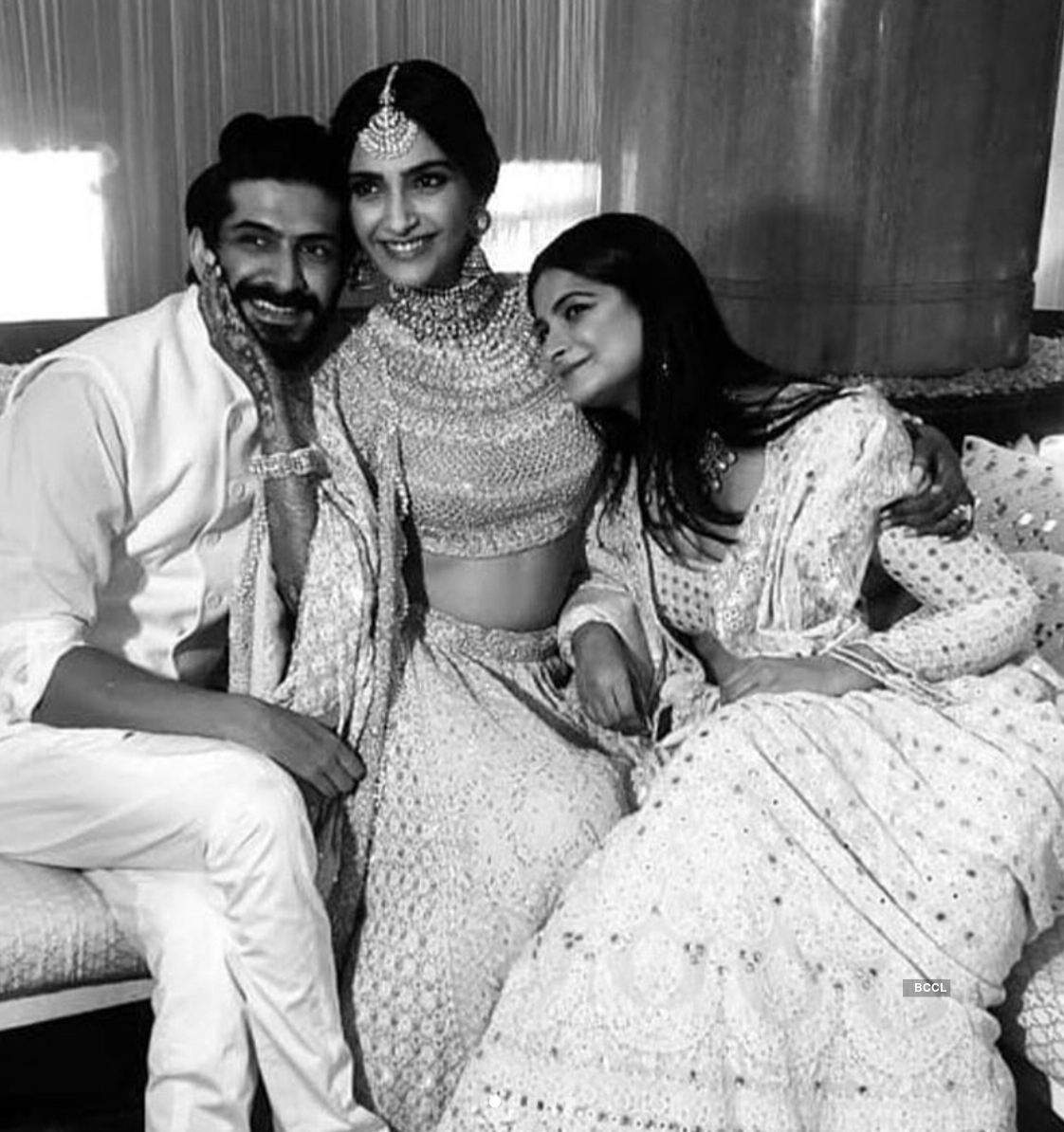 Inside pictures of Sonam Kapoor & Anand Ahuja's glittery sangeet ceremony