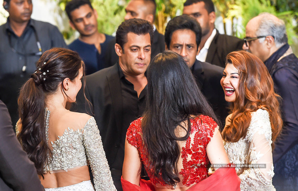 Best shots from Sonam Kapoor & Anand Ahuja’s starry wedding reception