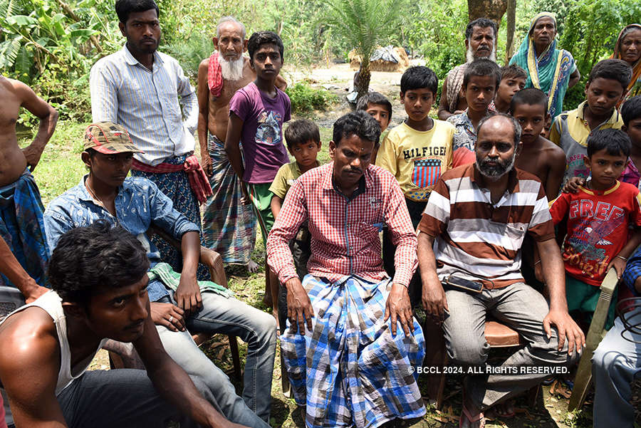 Several killed as violence mars West Bengal panchayat elections