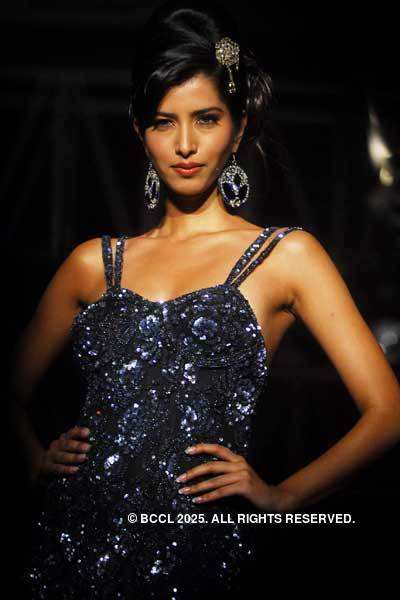 Azeem Khan '10