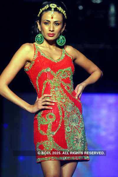 Azeem Khan '10