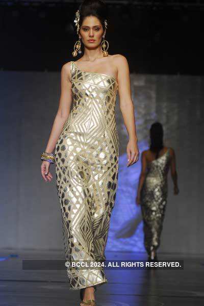 Azeem Khan '10