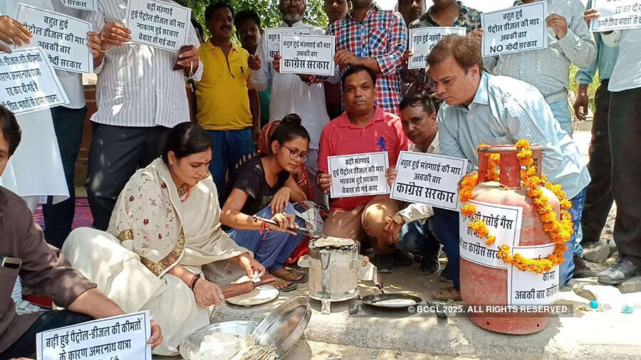 Opposition holds protest against fuel price hike