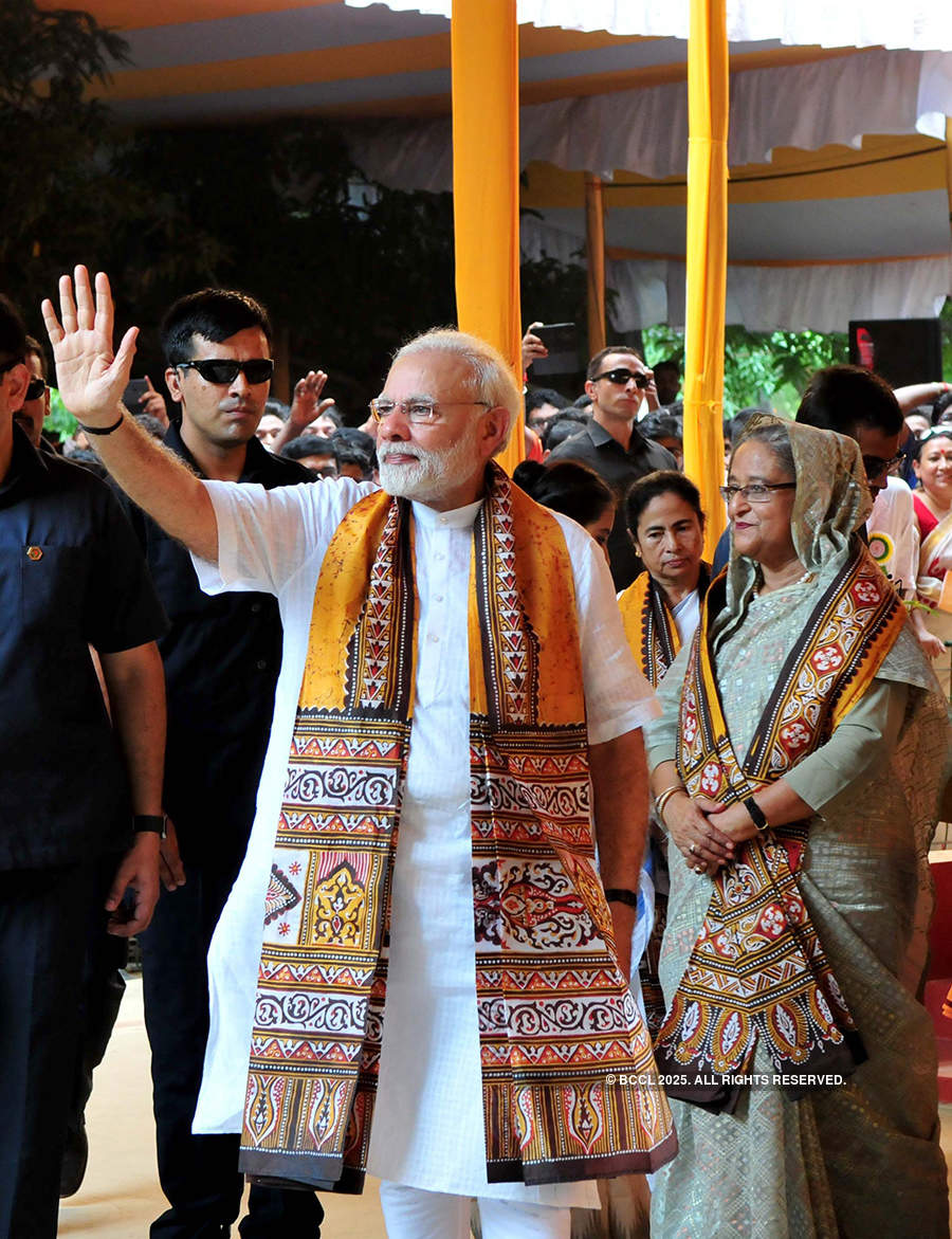 Narendra Modi, Sheikh Hasina attend Visva-Bharati University's convocation ceremony