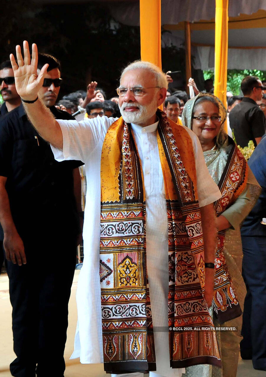 Narendra Modi, Sheikh Hasina attend Visva-Bharati University's convocation ceremony