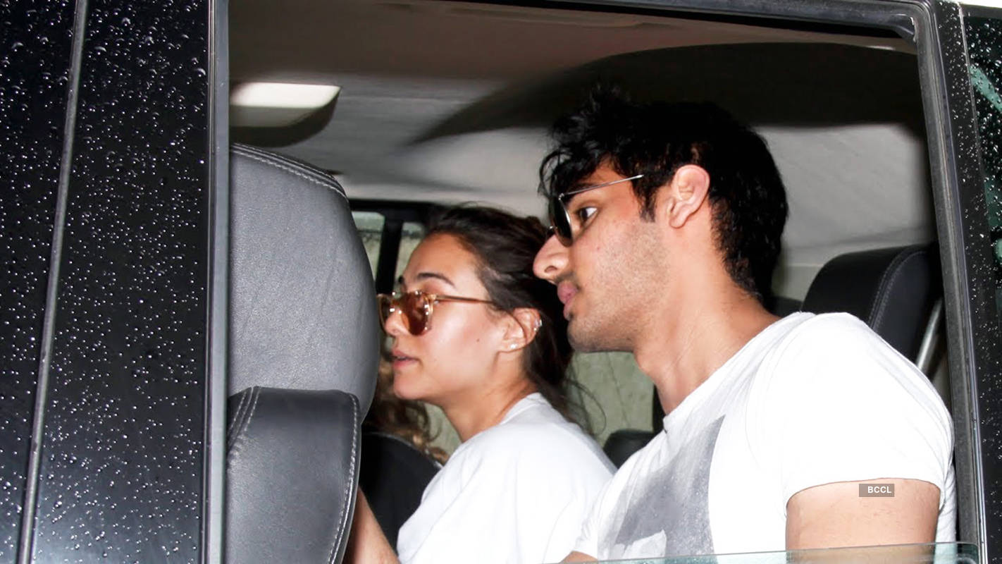 Ahan Shetty celebrates his 23rd birthday with rumoured girlfriend Tania Shroff and friends