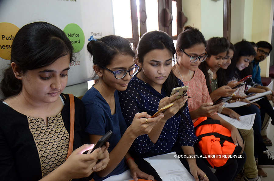 CBSE Class 12 result 2018: Girls outshine boys