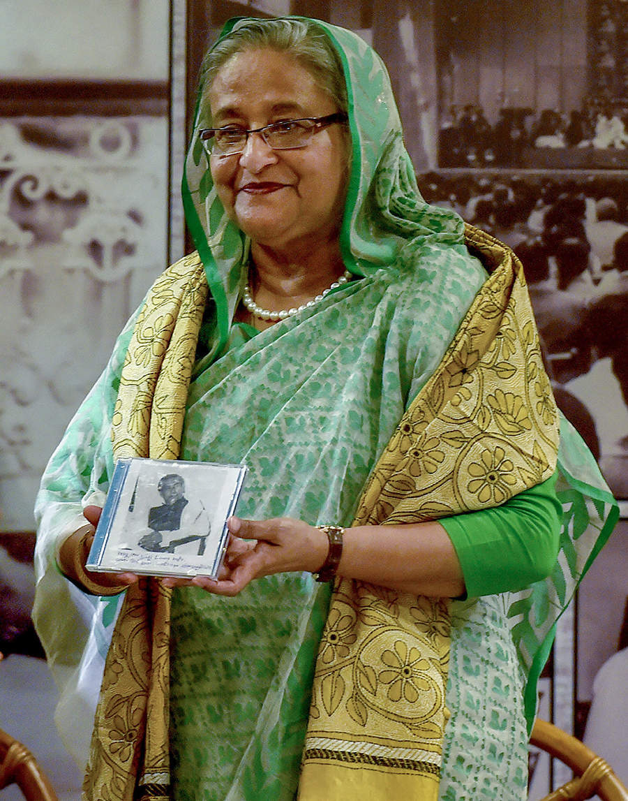 Bangladesh Prime Minister Sheikh Hasina visits India