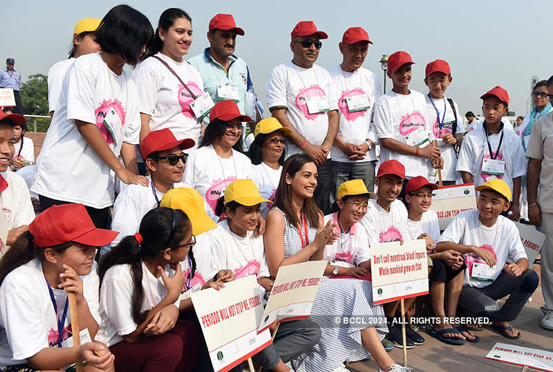 Miss World 2017 Manushi Chhillar meets Delhi students on Menstrual Hygiene Day