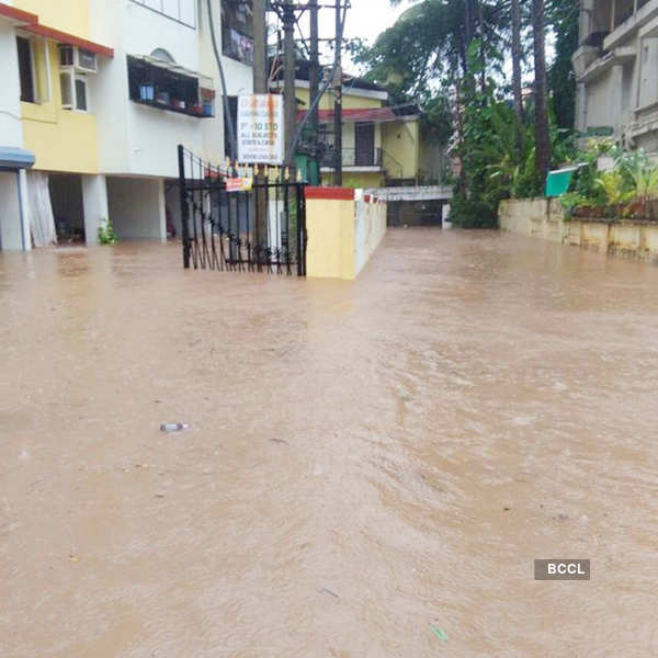 Heavy downpour paralyses Mangaluru city