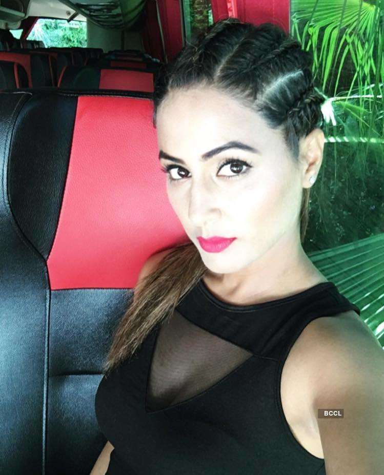 New workout pictures of Hina Khan will inspire you to hit the gym