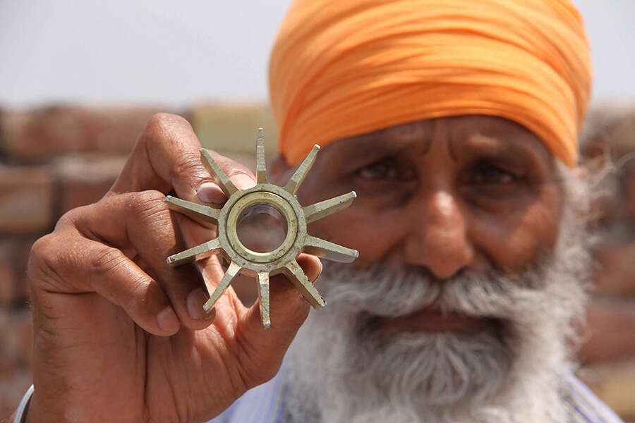 In pictures: Pakistan resumes shelling on civilian areas