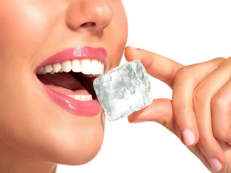 reasons-why-eating-ice-does-more-harm-than-you-know