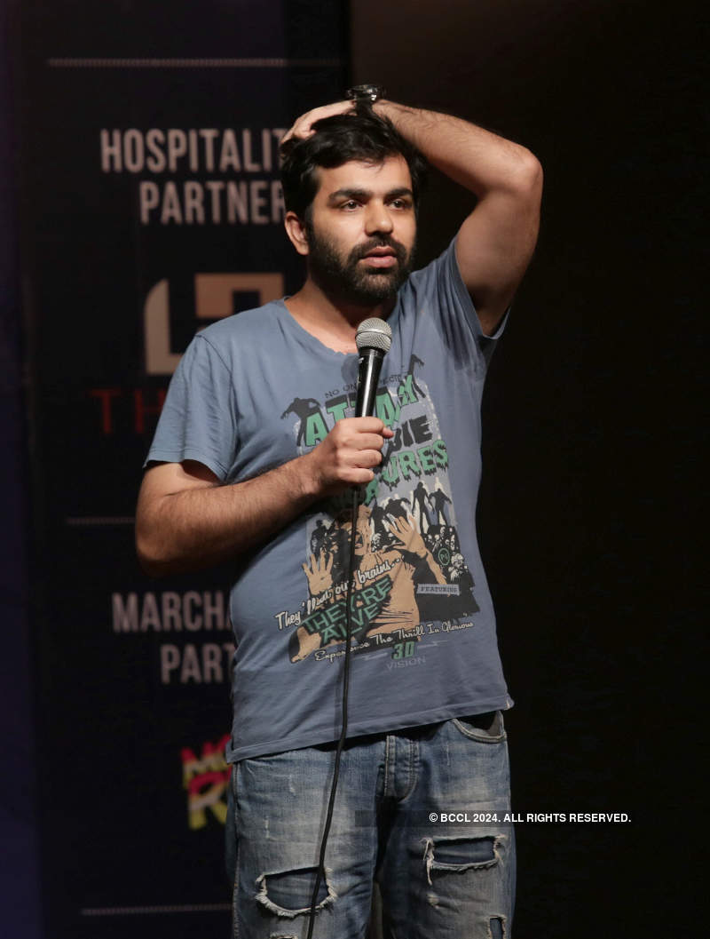 Stand-up comedians leave fans in splits at Kolkata Comedy Festival