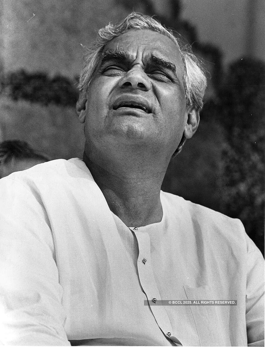 30 profound quotes by Atal Bihari Vajpayee