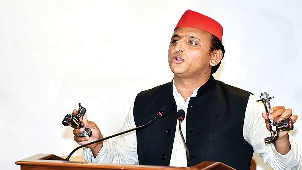 Social Humour Akhilesh Mocked Over Damaged Bungalow Row The Times Of India