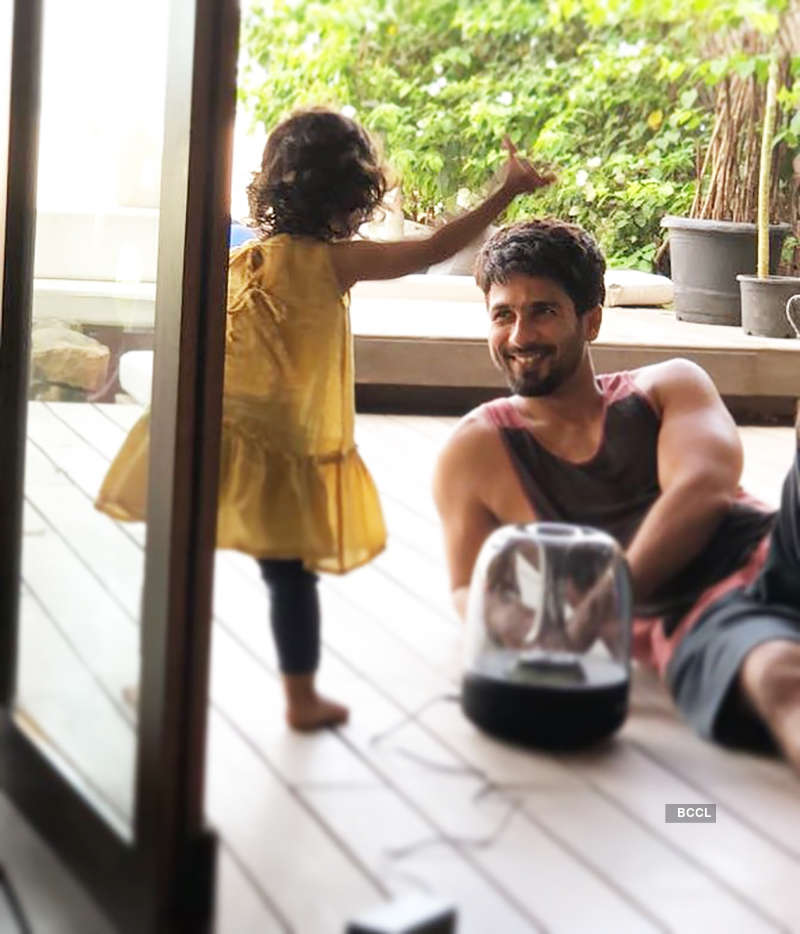Pictures of these Bollywood’s doting dads, who would remind you of your father