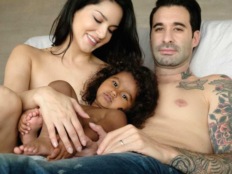 Sunny Leone Couple Sex - This picture of Sunny Leone with hubby Daniel Weber and daughter Nisha Kaur  is picture perfect