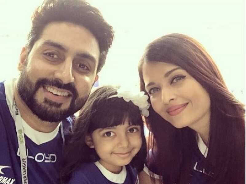 Aishwarya Rai Bachchan in all-black outfit leaves for Cannes with Abhishek  and Aaradhya - India Today