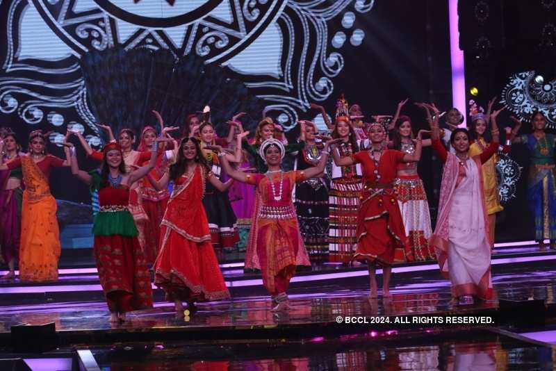 #Throwback: Miss India 2018 Finale: Dances of India