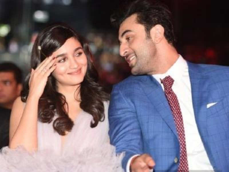 Image result for ranbir kapoor and alia bhatt