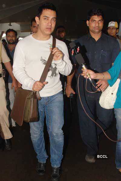 Aamir showcased 'Peepli Live' to PM