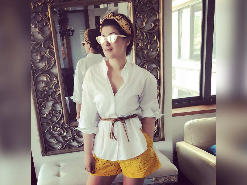 Twinkle Khanna rocks retro glam on a sunny day in New York