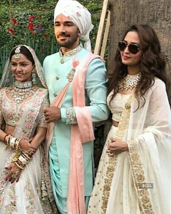Inside pictures of Rubina Dilaik and Abhinav Shukla’s starry wedding reception you can’t give a miss!