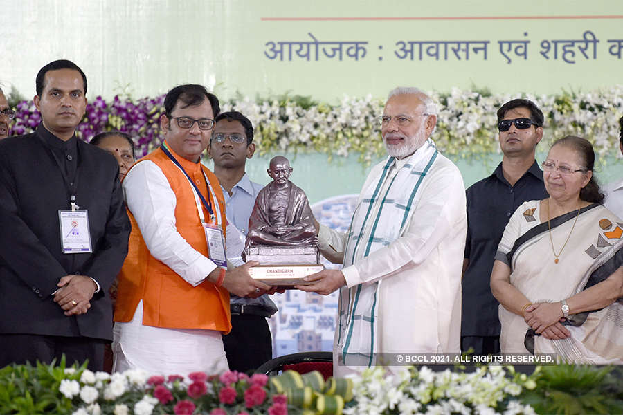 PM Modi launches several development projects in Madhya Pradesh