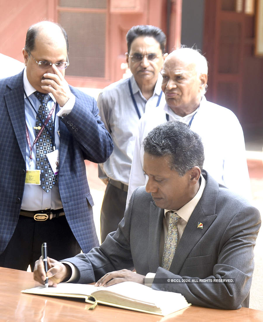 Seychelles President Danny Faure visits Sabarmati Ashram