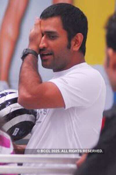 Dhoni & Yuvi @ Reebok