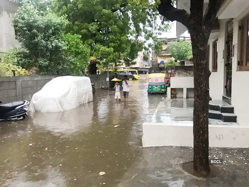 In pictures: Heavy rains lash Gujarat