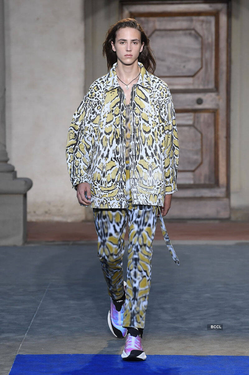 2019 Men's Spring Collection: Roberto Cavalli
