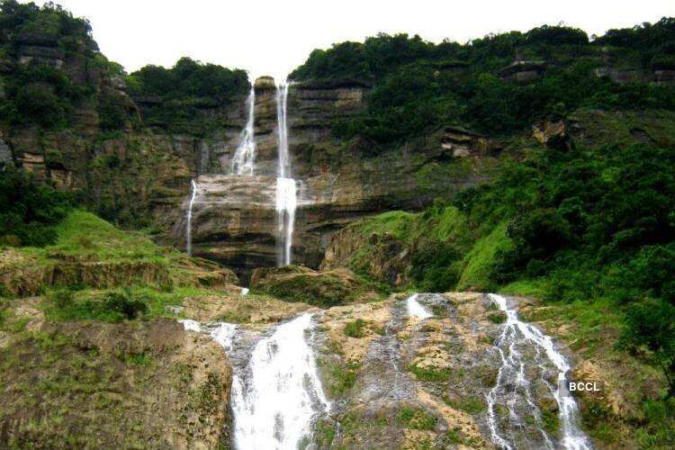 25 breathtaking waterfalls in India that you must see!