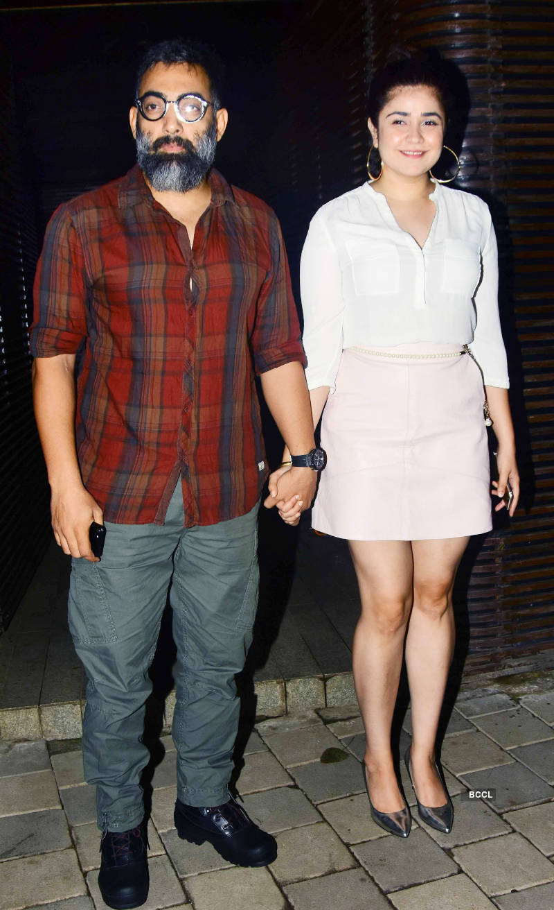 Shah Rukh Khan and Anushka Sharma glam up Aanand L. Rai's birthday party