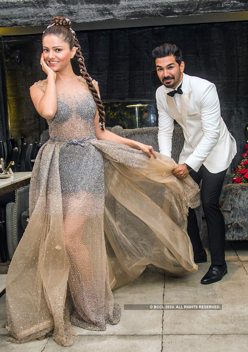Newlyweds Rubina Dilaik And Abhinav Shukla Pose Together At Their